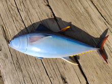 Load image into Gallery viewer, Yellowfin Tuna 40cm
